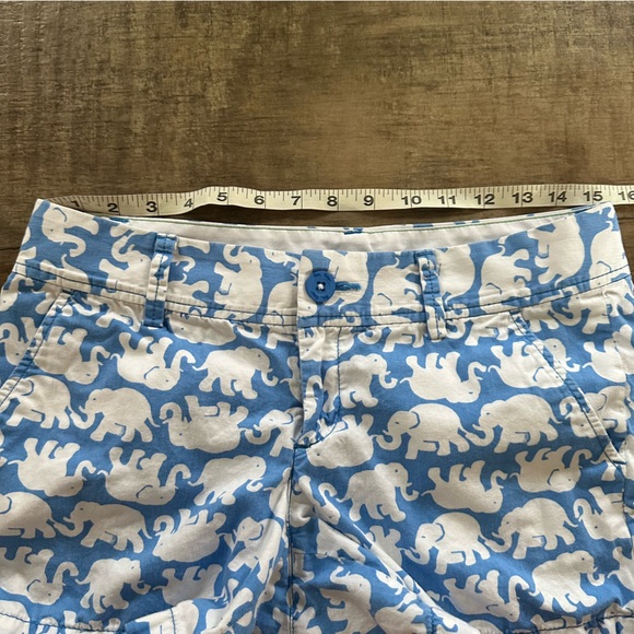 Lilly Pulitzer elephant Callahan shorts - Picture 9 of 10